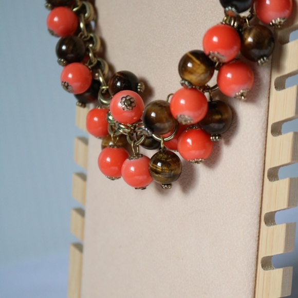 Vintage Tiger's Eye and Faux Coral Bead Choker Necklace Gold Tone Chain - Picture 5 of 6